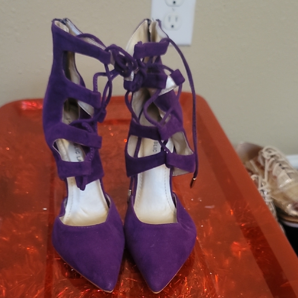 Unique Point Toe Heels